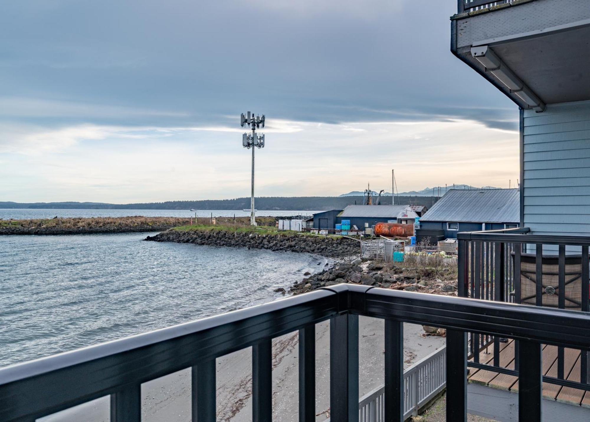 Water Front Inn Порт-Таунсенд Экстерьер фото